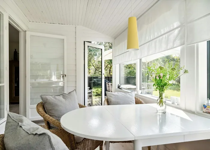 Summer Idyll In Oasis By Sejero Bay 別荘 Fårevejle